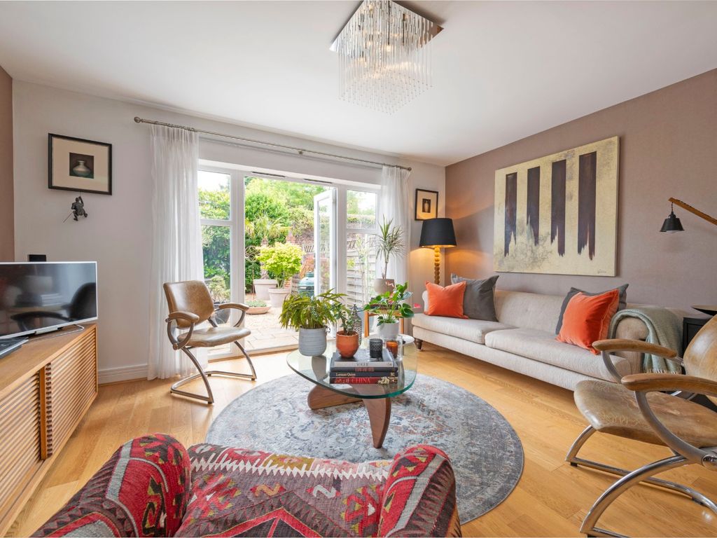 Falmouth Walk, Putney, London SW15  