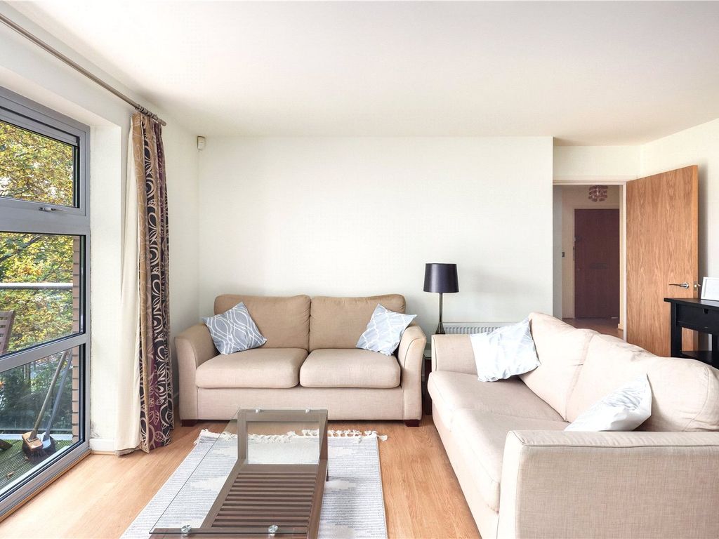 Imperial Heights, Queen Mary Avenue, London E18