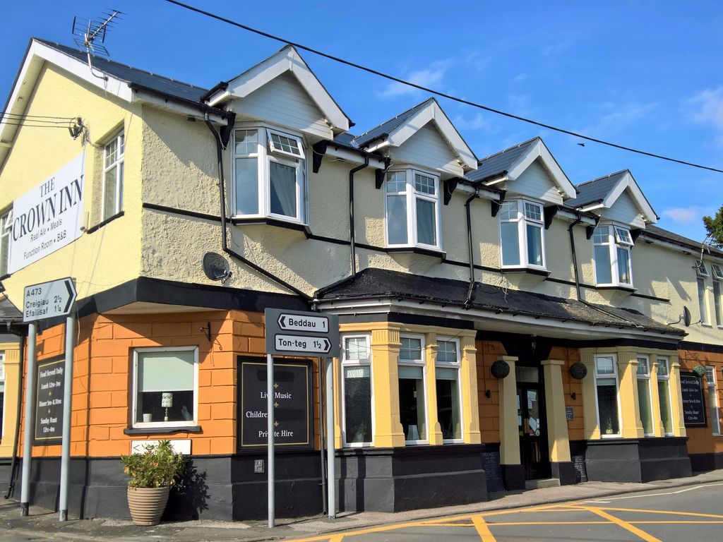 Pub/bar for sale in Llantwit Fardre, Pontypridd CF38, £10,000 Zoopla
