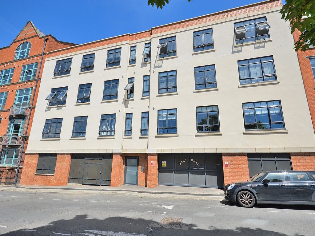 2 bed flat to rent in Duke Street, Northampton NN1 Zoopla