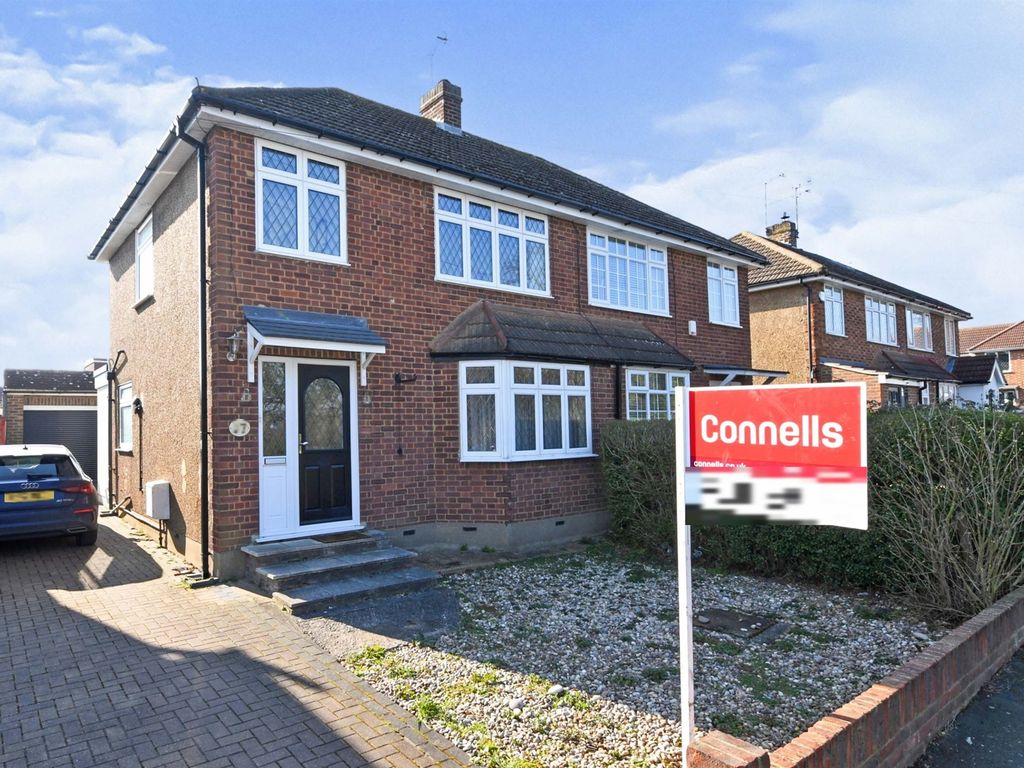 3 bed semidetached house for sale in Stockwell Close, Billericay CM11