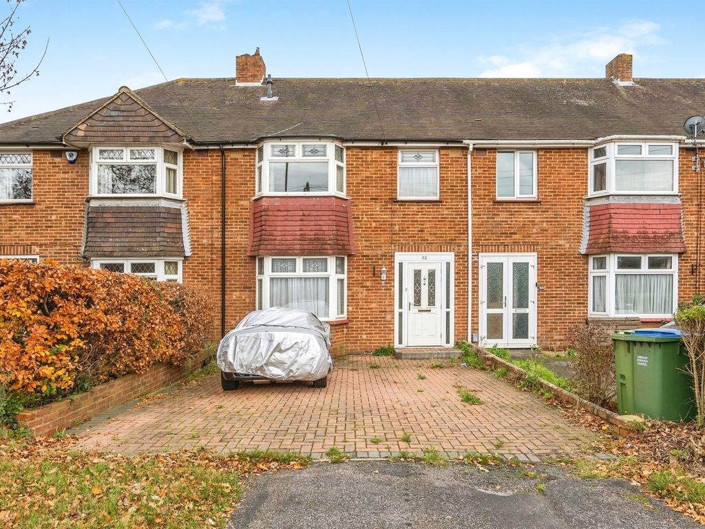 3 bed terraced house for sale in Redlands Lane, Fareham PO14, £400,000