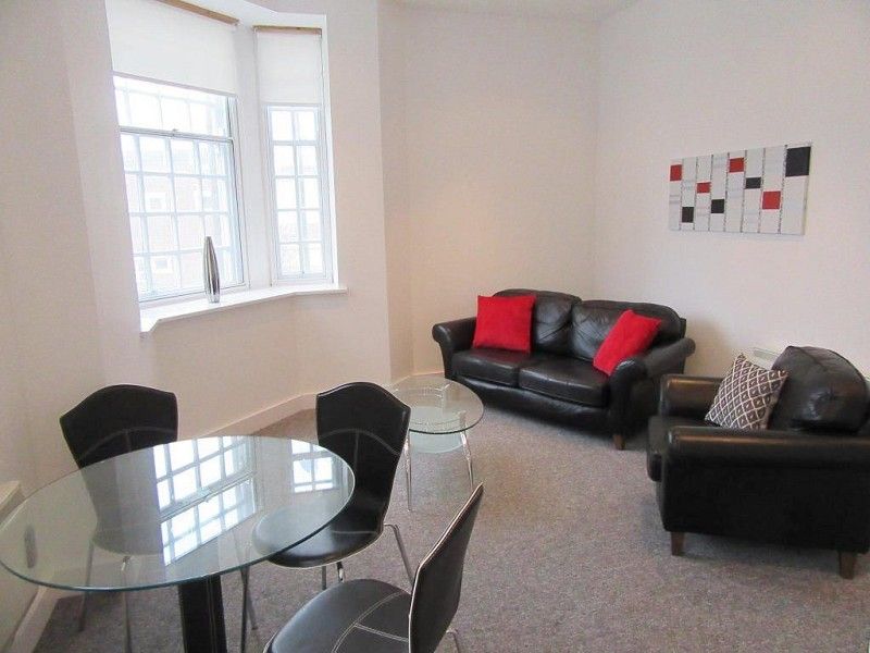 1 bed flat to rent in Exchange Building, Market St, Llanelli. SA15 Zoopla