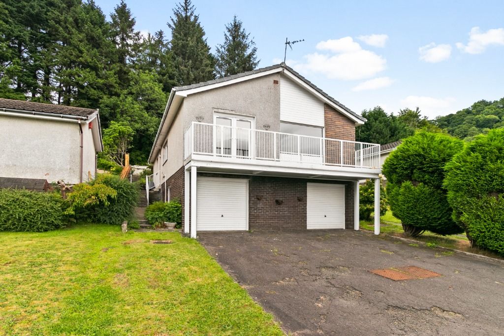 4 bed bungalow for sale in Milton Court, Dumbarton, West Dunbartonshire