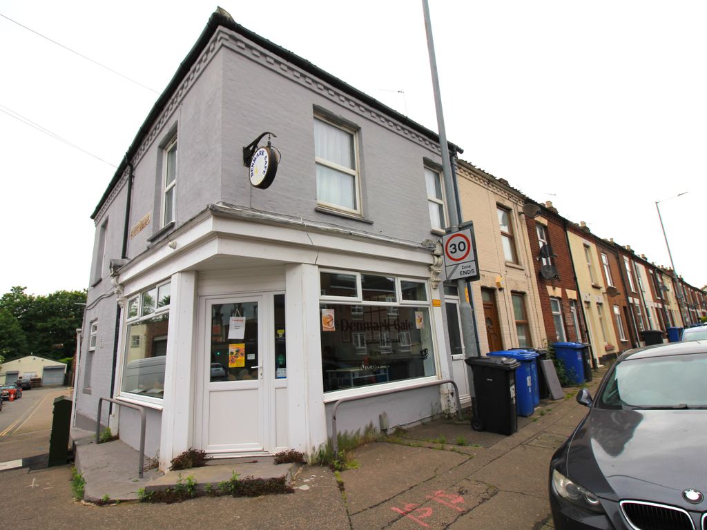 2 bed flat to rent in Sprowston Road, Norwich NR3, £900 pcm Zoopla