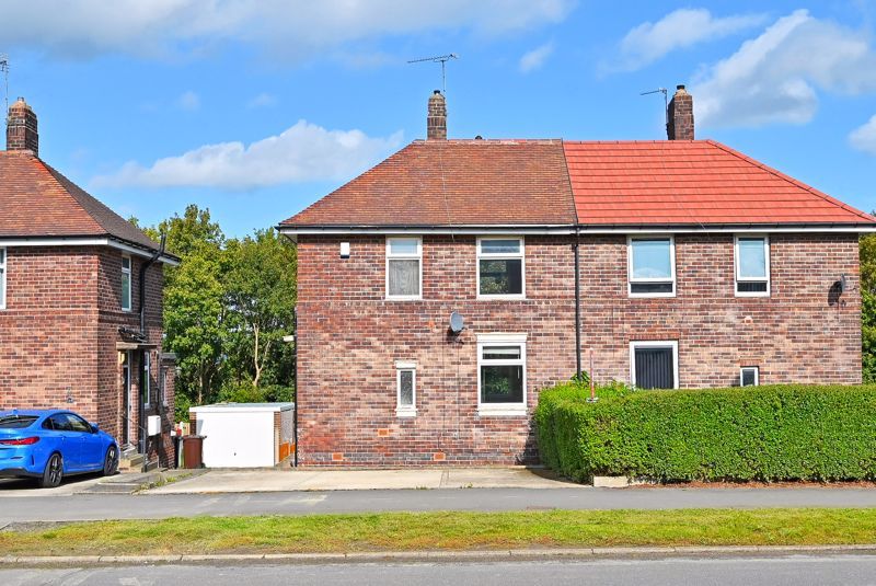 2 bed semidetached house to rent in Buchanan Road, Sheffield S5, £775