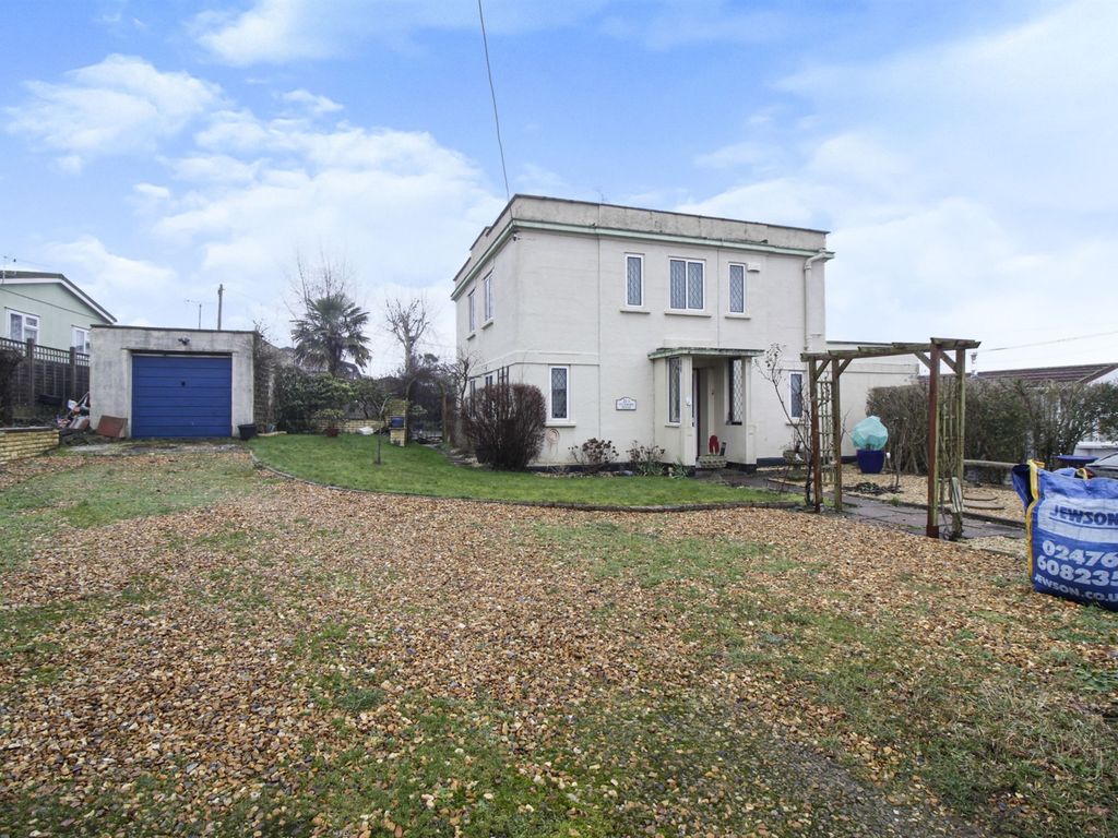 3 bed detached house for sale in Holders Road, Amesbury, Salisbury SP4