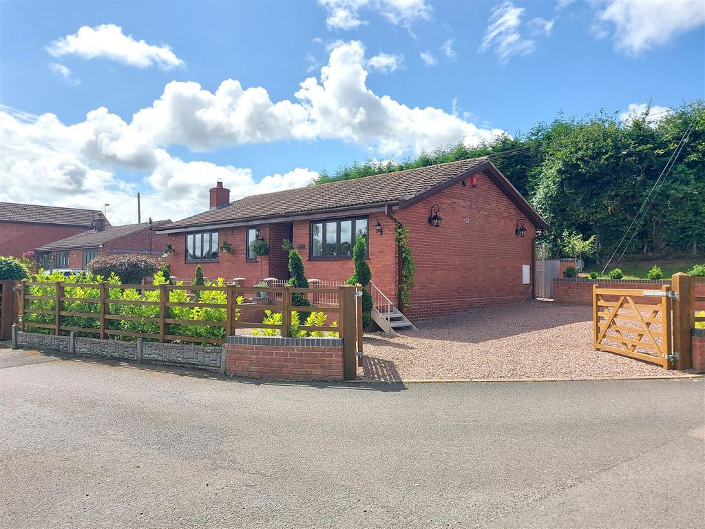 3 bed detached bungalow for sale in Astley Burf, StourportOnSevern