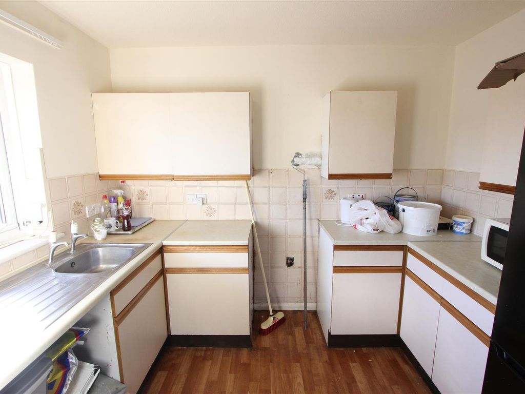 Sunnybank, South Norwood, London SE25 4Tz  