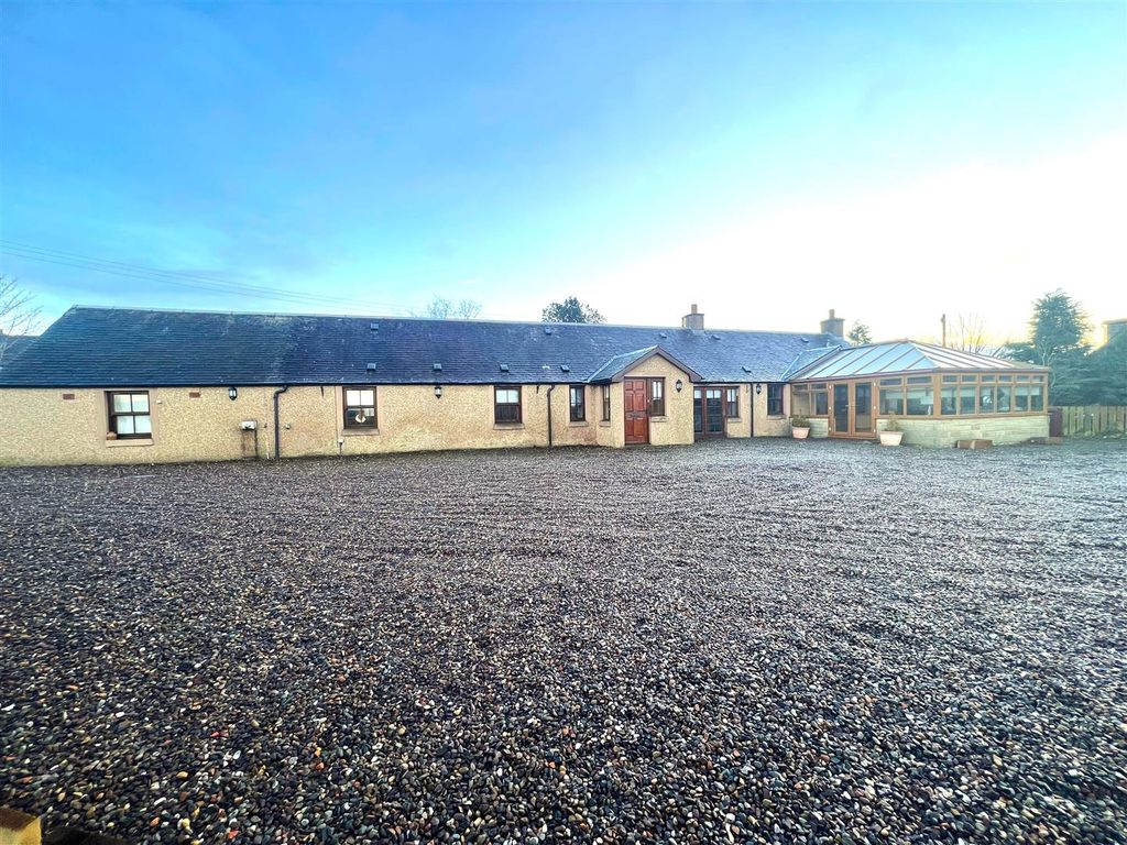 3 bed detached bungalow for sale in North Road, Carnwath, Lanark ML11