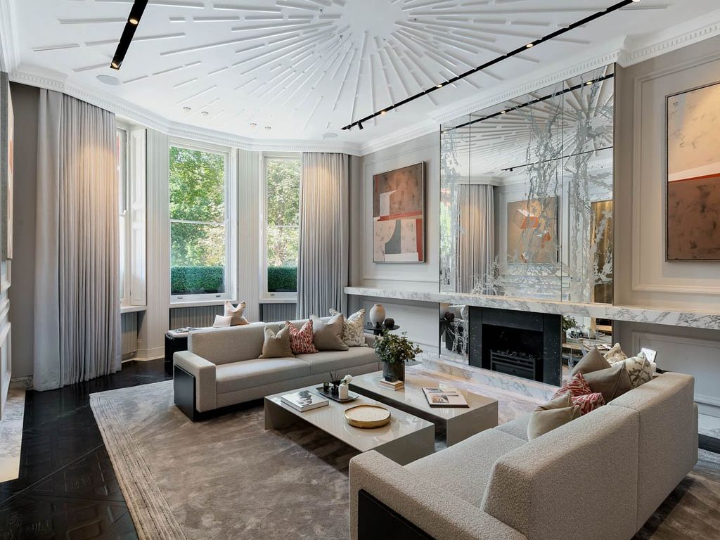 5 bed flat for sale in Cadogan Square, London SW1X Zoopla