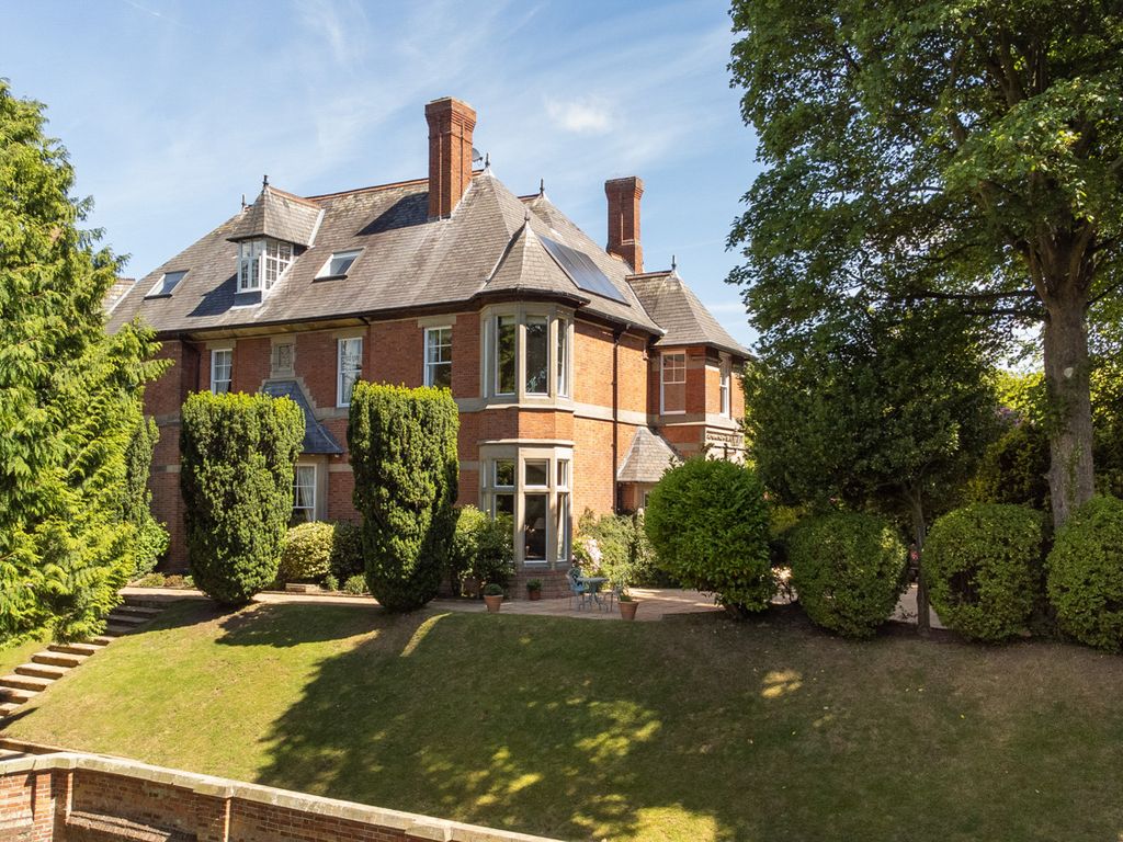 6 bed town house for sale in Hillbrow House, Bullers Green, Morpeth