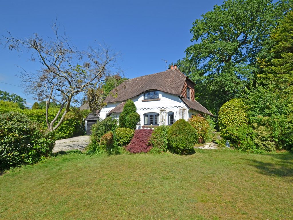 2 bed cottage for sale in Spinney Lane, West Chiltington, West Sussex