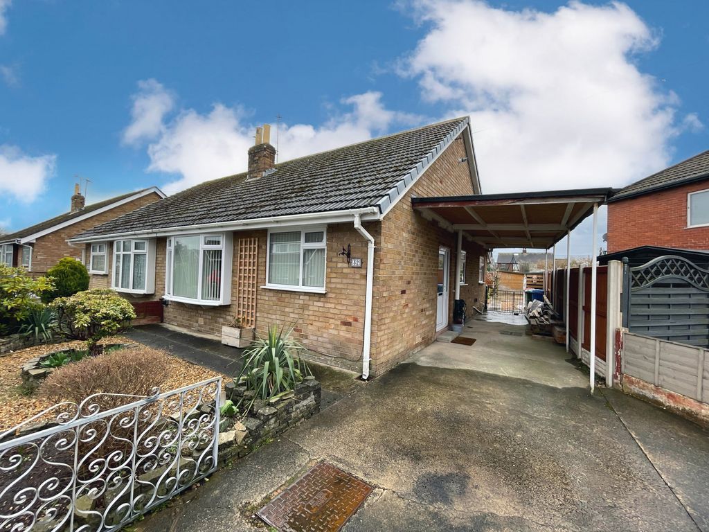 2 bed bungalow for sale in Elmwood Drive, Thornton FY5, £165,000 Zoopla