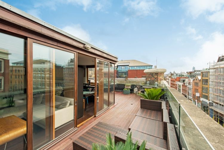 1 bed flat to rent in St. John Street, London EC1V, £2,250 pcm Zoopla