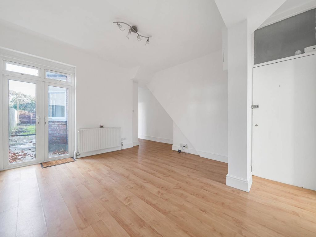 2 bed flat for sale in Blackhorse Lane, Walthamstow, London E17 Zoopla