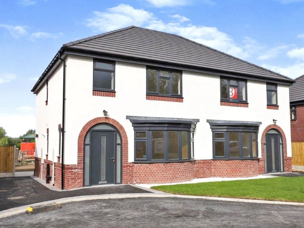 New home, 3 bed semidetached house for sale in Williams Way