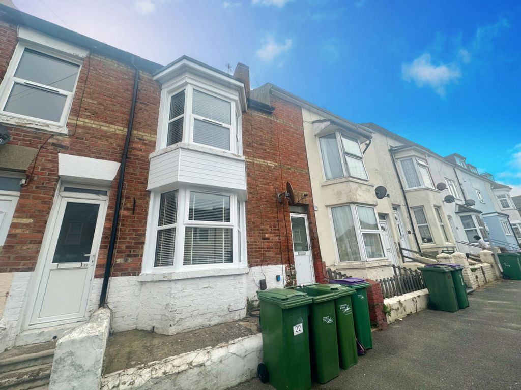 2 bed terraced house to rent in Allendale Street, Folkestone CT19, £850