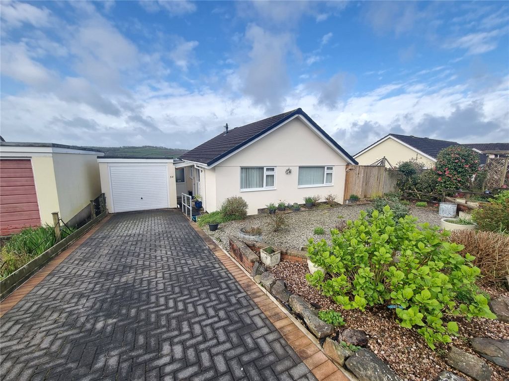 2 bed bungalow for sale in Burwood Road, Torrington EX38 Zoopla