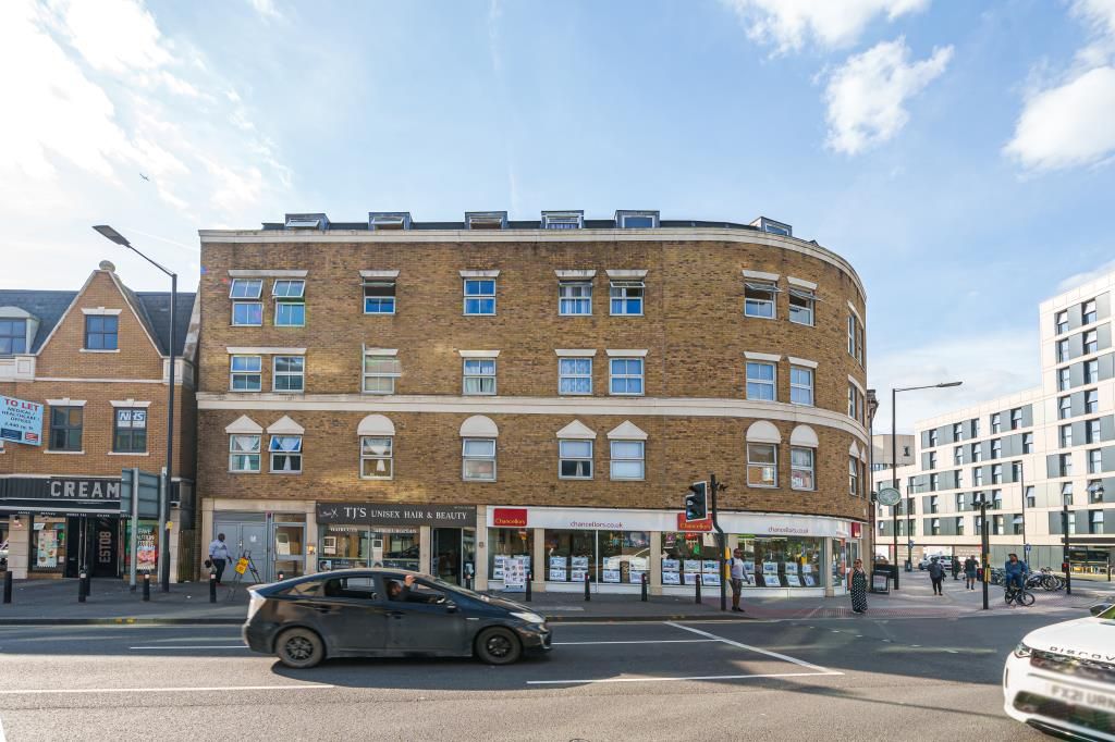 1 bed flat for sale in Slough, Berkshire SL1, £220,000 Zoopla