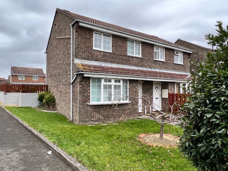 3 bed semidetached house for sale in Fonmon Park Road, Rhoose, Barry