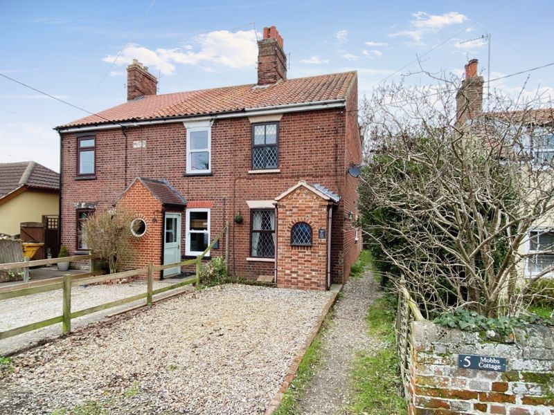 2 bed terraced house for sale in Hall Lane, Oulton Village, Lowestoft, Suffolk NR32 Zoopla