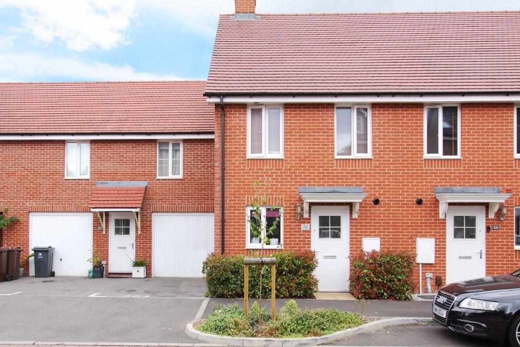 2 bed semidetached house for sale in Adams Road, Andover SP11 Zoopla