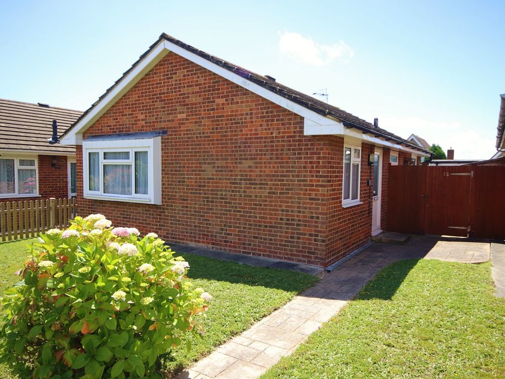 2 bed bungalow to rent in Woodland Rise, BexhillOnSea TN40 Zoopla