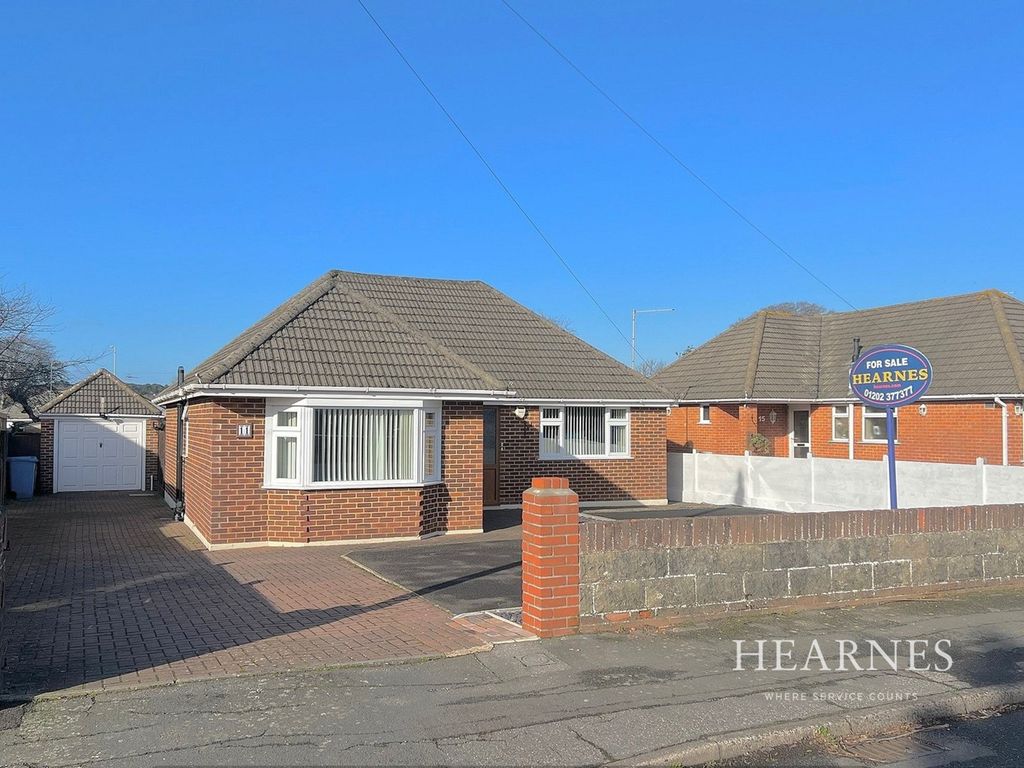 2 bed bungalow for sale in Plantation Road, Hatch Pond, Poole BH17, £