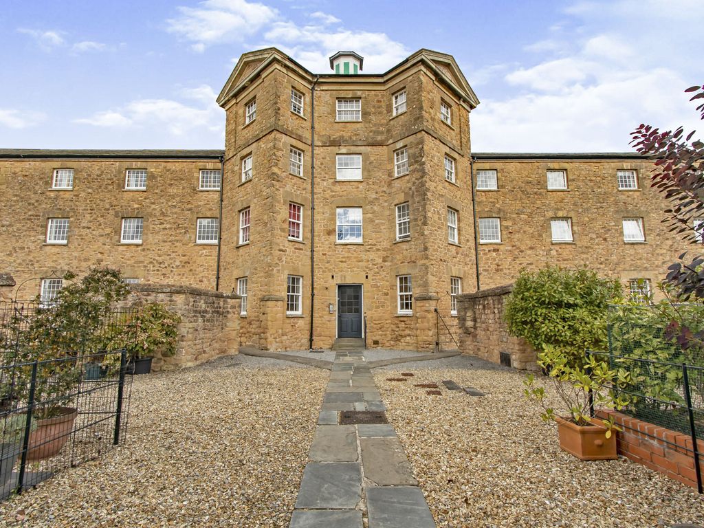 3 bed flat for sale in Long Street, Williton, Taunton TA4 Zoopla