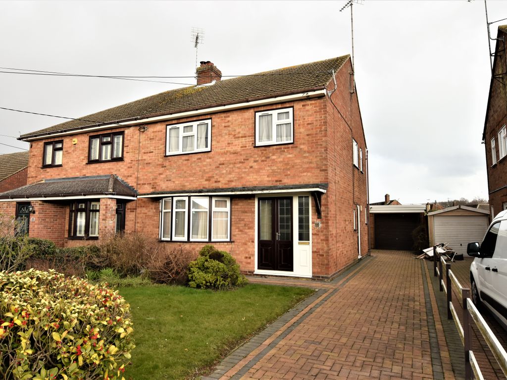 3 bed semidetached house for sale in Stubbs Lane, Braintree, Essex CM7