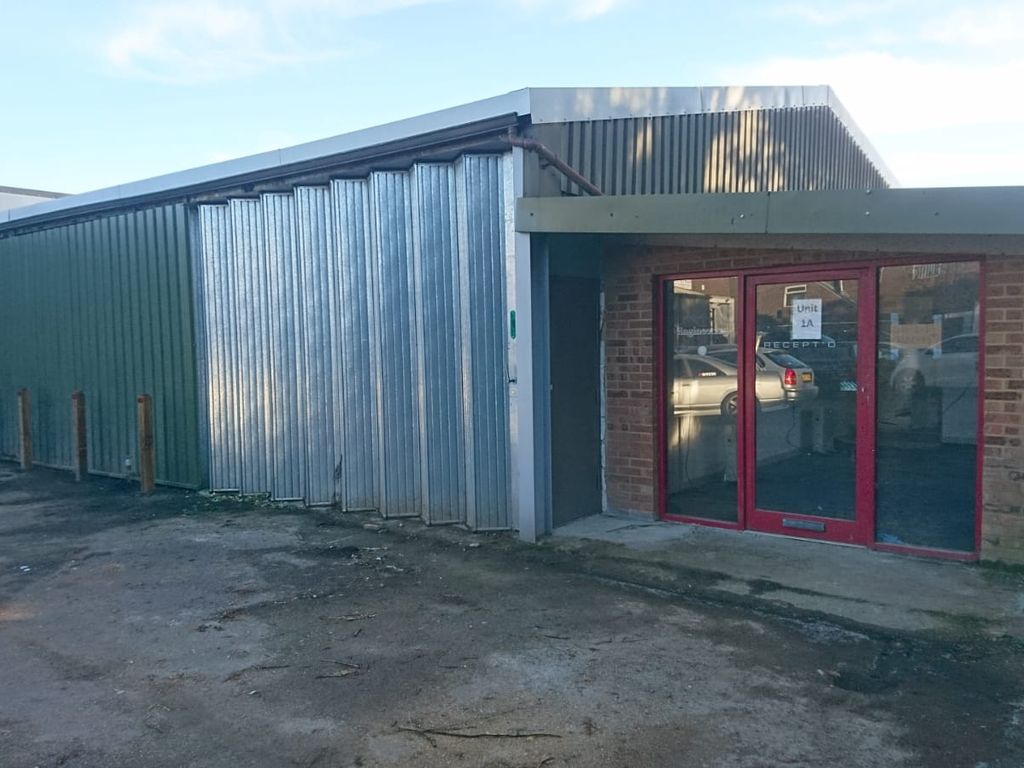 Industrial to let in Unit 1A, Thame Road Industrial Estate, Haddenham