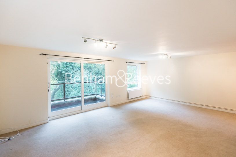 3 bed flat to rent in Wood Lane, Highgate N6 Zoopla