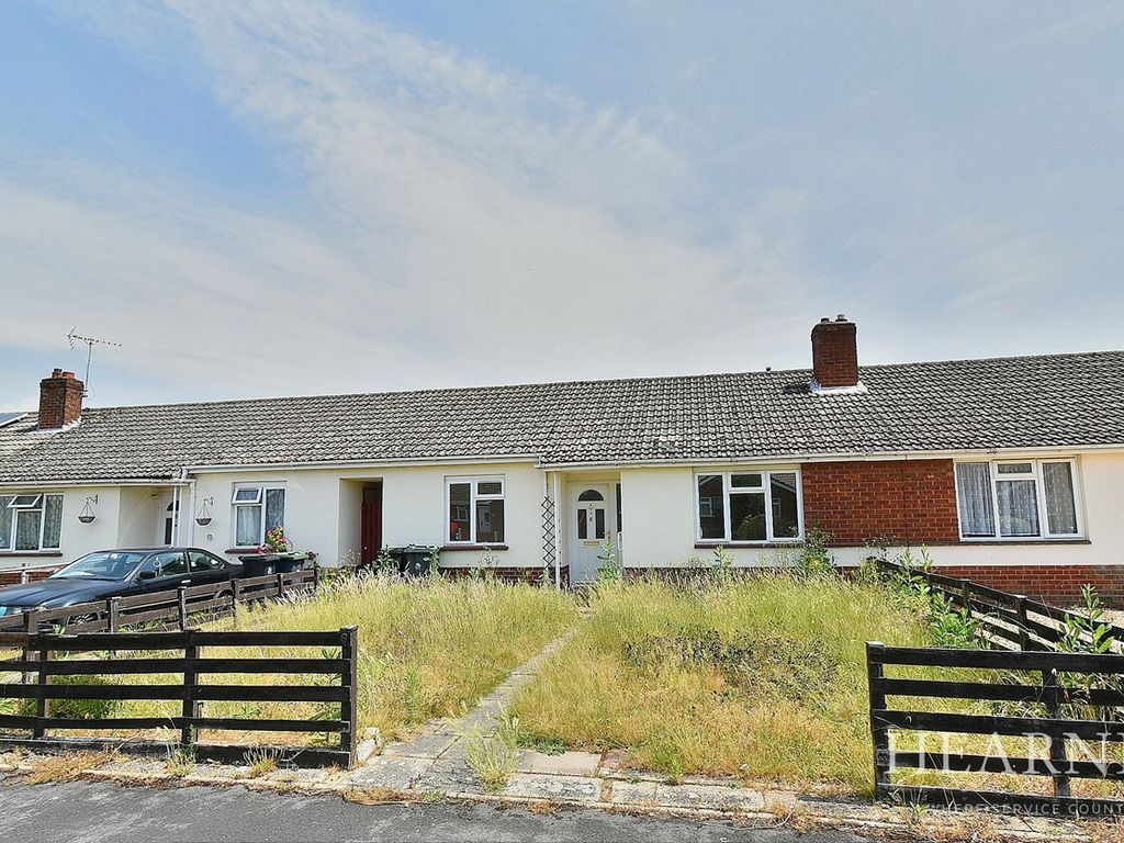 2 bed terraced bungalow for sale in Hardy Road, West Moors, Ferndown