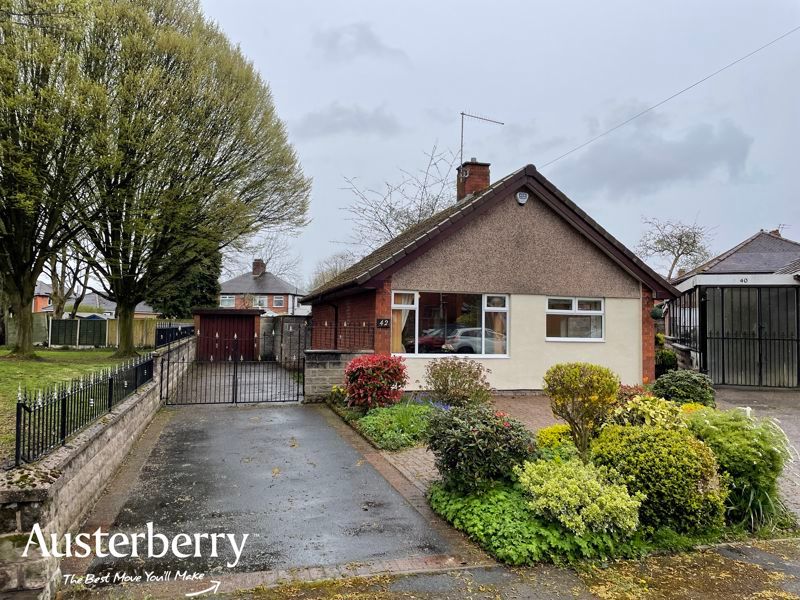 2 bed detached bungalow for sale in Sheridan Gardens, Blurton, StokeOn