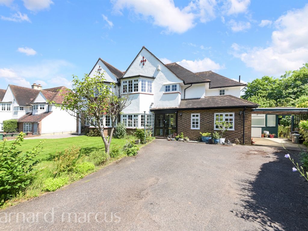4 bed semidetached house for sale in The Gallop, Sutton SM2, £950,000