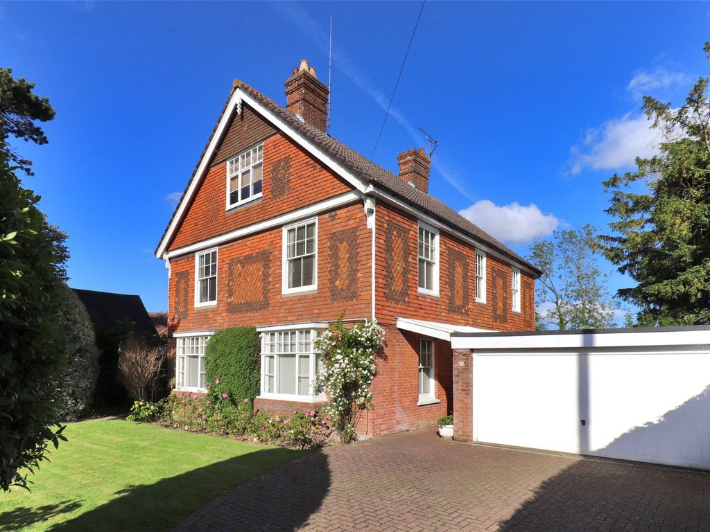4 bed detached house for sale in Ashford Road, Tenterden, Kent TN30