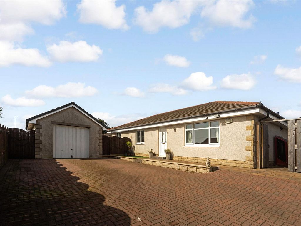 4 bed bungalow for sale in Ballochnie View, Plains, Airdrie ML6, £260,000 Zoopla