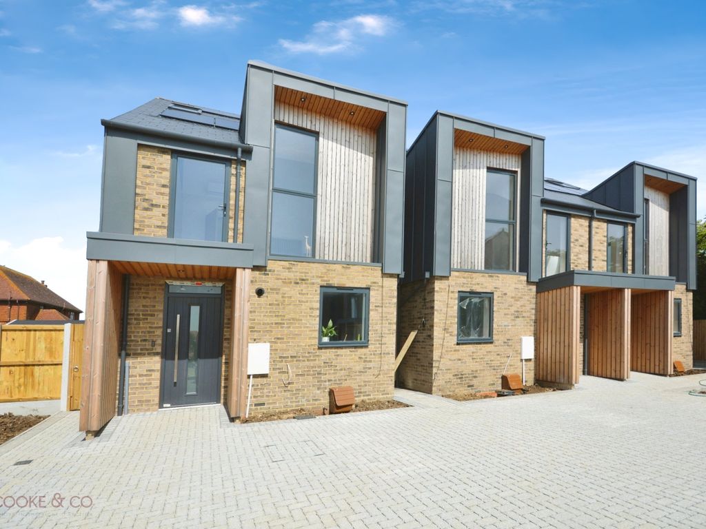 New home, 4 bed semidetached house for sale in Poets Place, Ramsgate