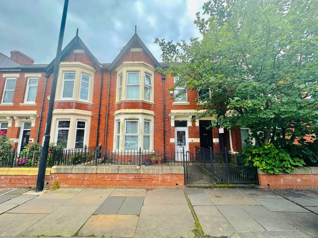 5 bed terraced house for sale in Wingrove Road, Fenham, Newcastle Upon