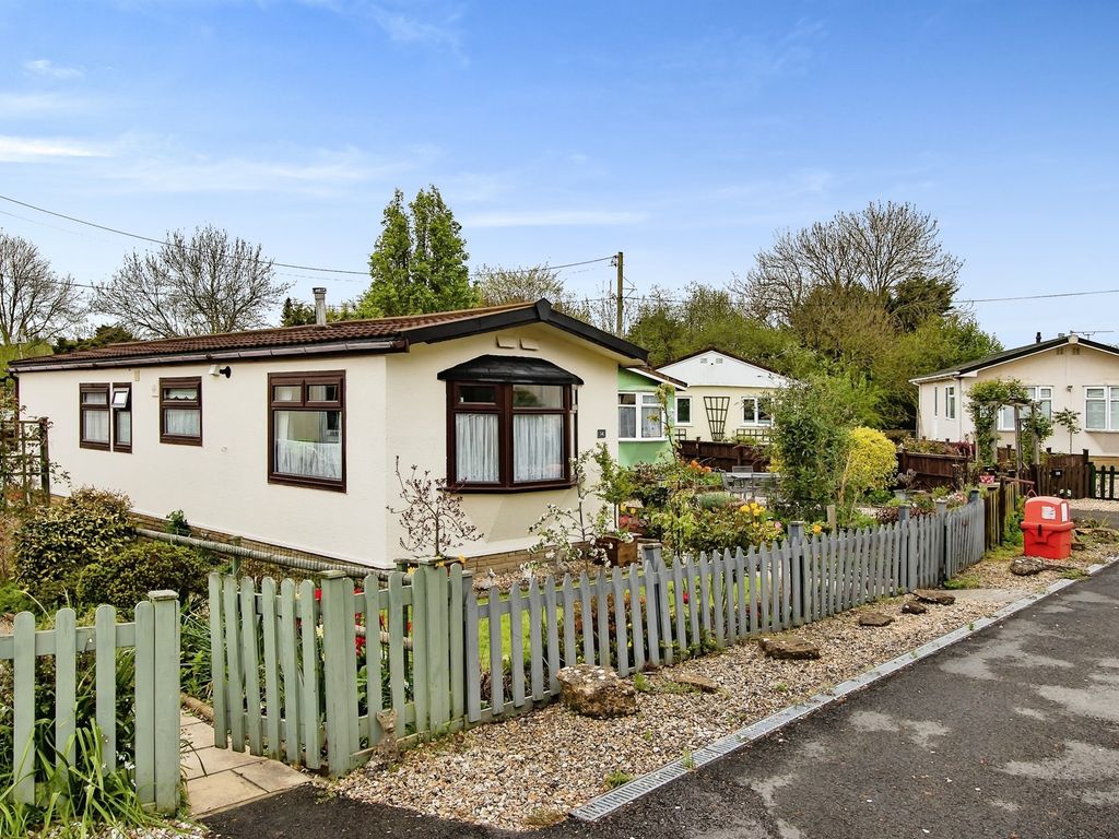 2 bed mobile/park home for sale in Hurst Park, Martock TA12 Zoopla