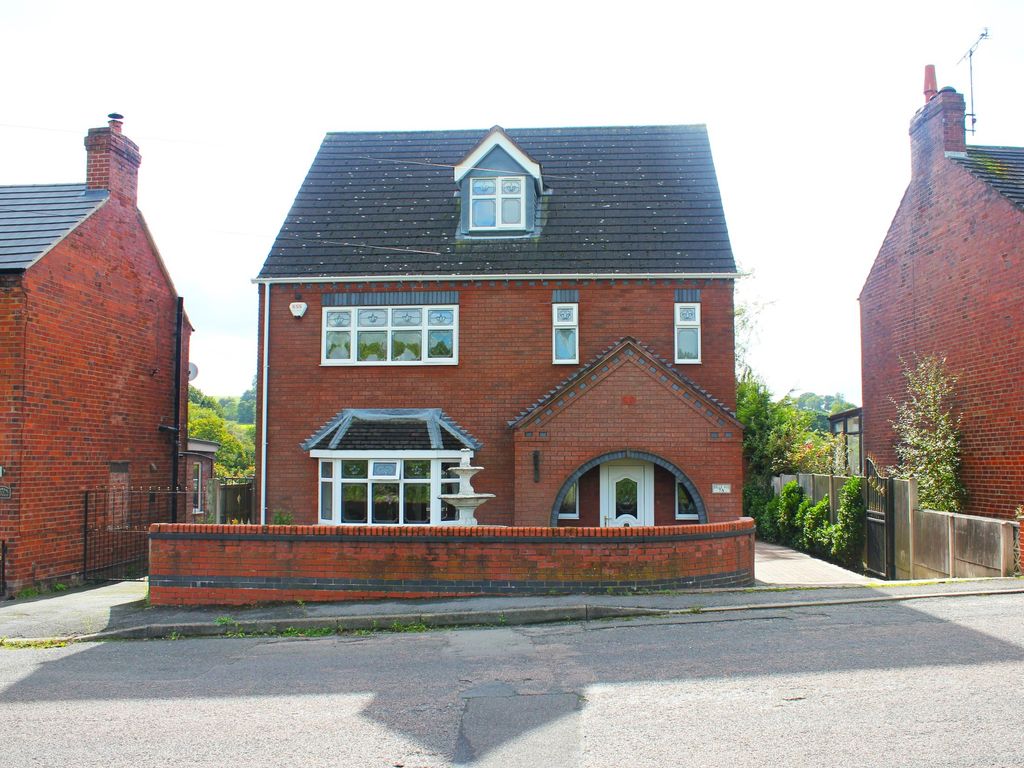 5 bed detached house for sale in Main Road, Lower Hartshay, Ripley DE5