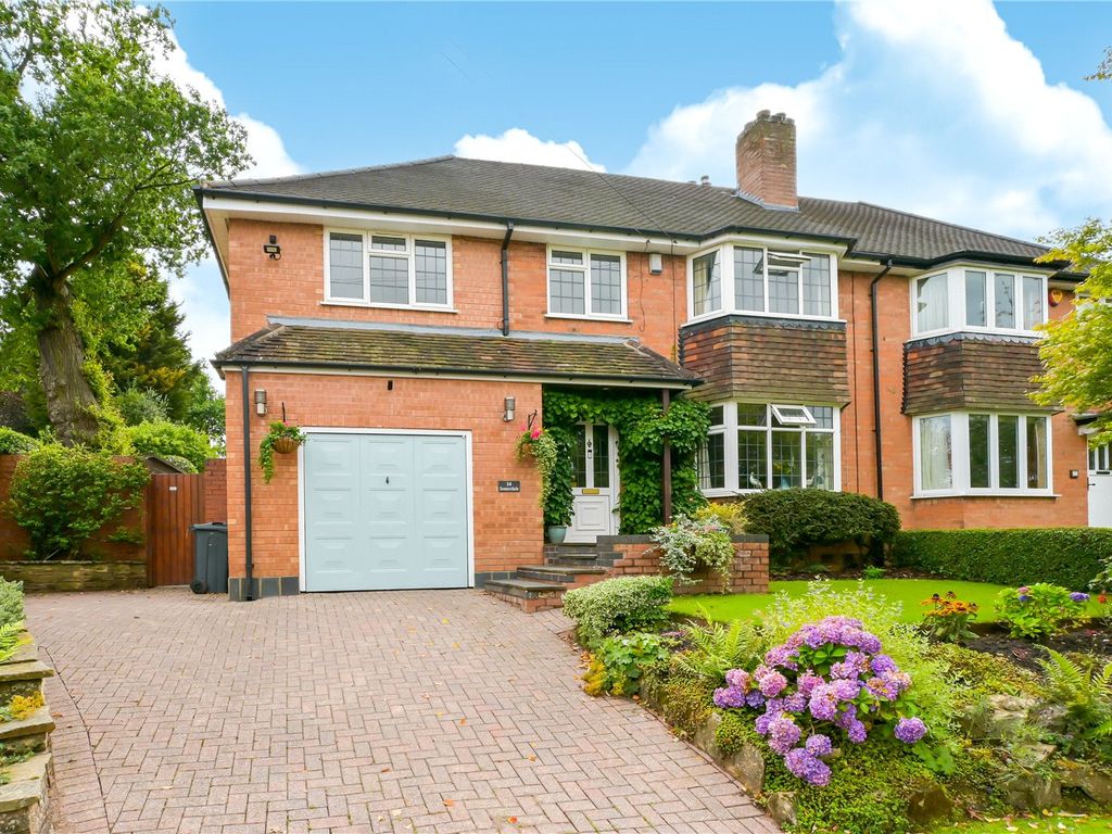 5 bed semidetached house for sale in Somerdale Road, Bournville