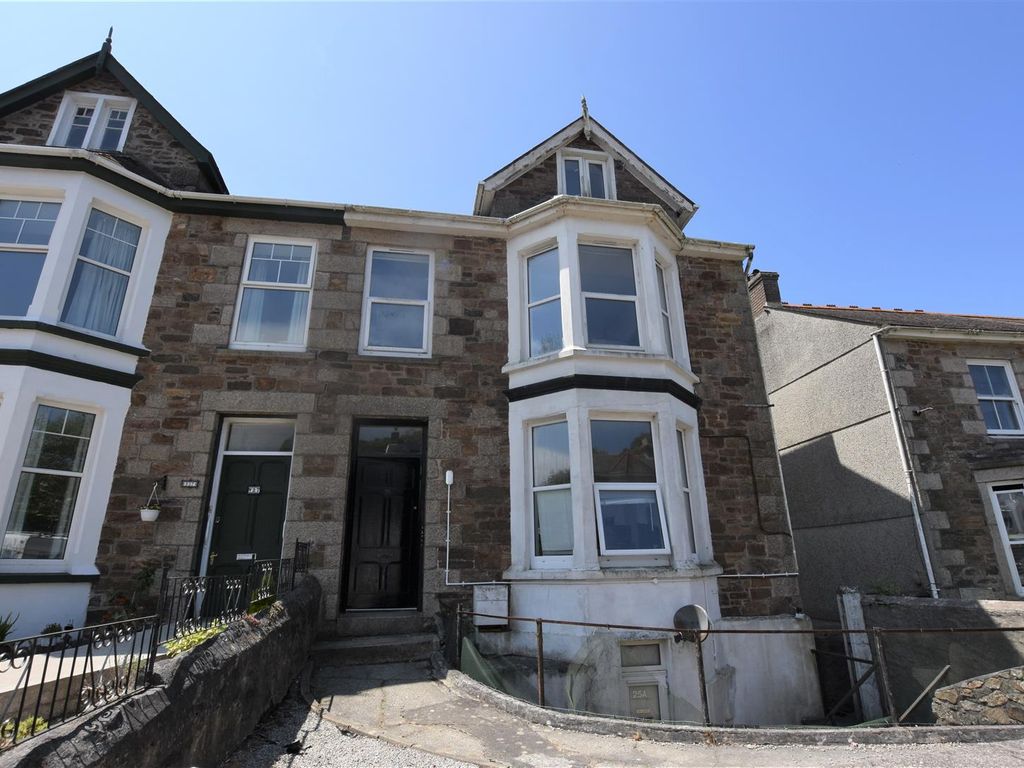 6 bed property for sale in Albany Road, Redruth TR15 Zoopla