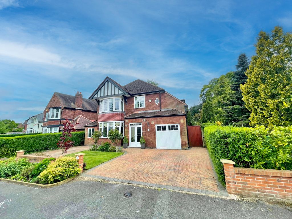 4 bed detached house for sale in Park Lane, Penwortham PR1, £499,950
