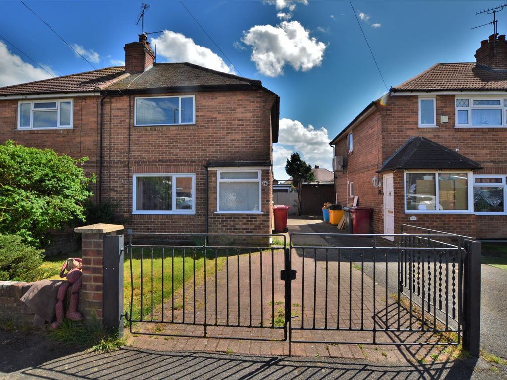 3 bed semidetached house for sale in Kent Avenue, Slough, Slough SL1