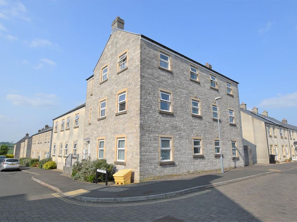 2 bed flat for sale in Clifford Drive, Paulton, Bristol BS39 Zoopla