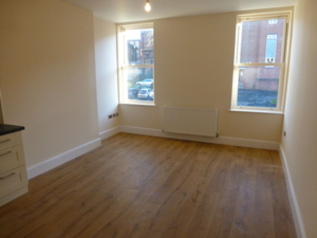 1 bed flat to rent in Flat 8, 67 Ednam Road, Dudley DY1, £650 pcm Zoopla