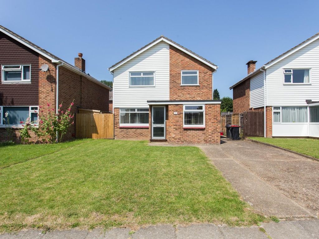 4 bed detached house to rent in Salisbury Road, Canterbury CT2 Zoopla