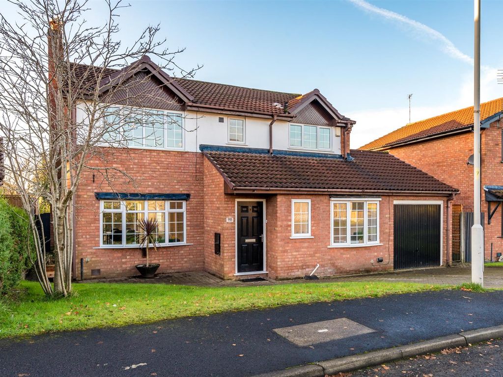 4 bed detached house for sale in Kestrel Park, Skelmersdale WN8 Zoopla